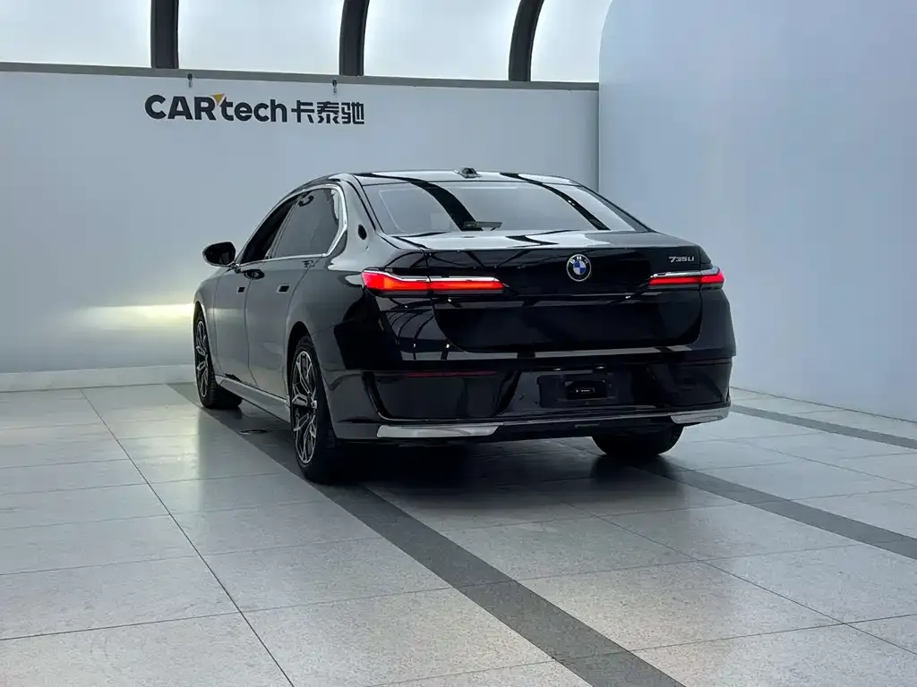 BMW 7 Series 2024 из CN, фото 8