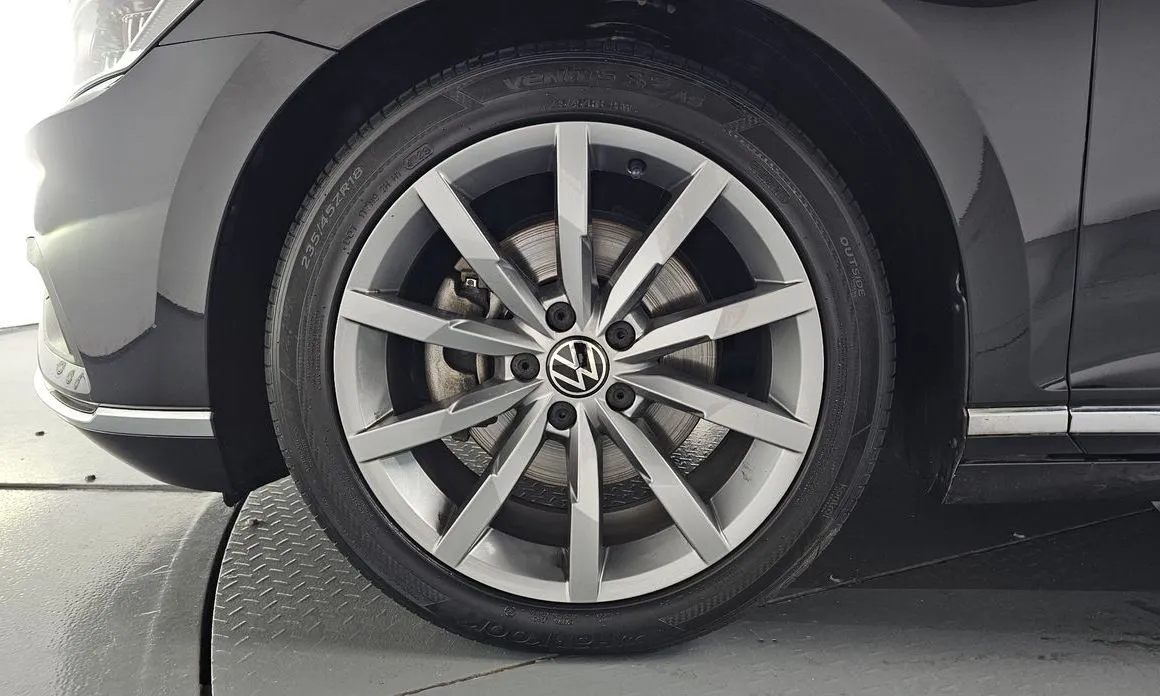 Volkswagen Passat 2021 из KR, фото 4