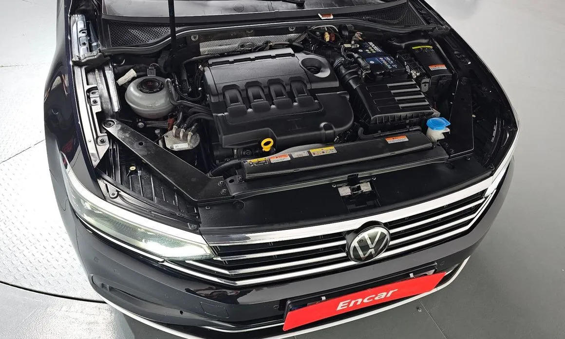 Volkswagen Passat 2021 из KR, фото 10