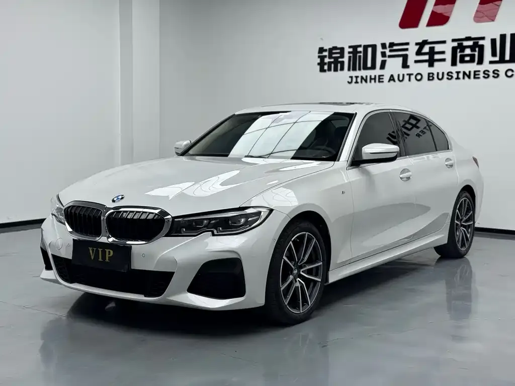 BMW 3 Series 2022 из CN, фото 1