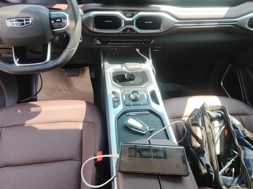 Geely Haoyue 2023 из CN, фото 3