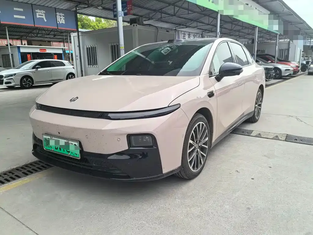 Leapmotor B01