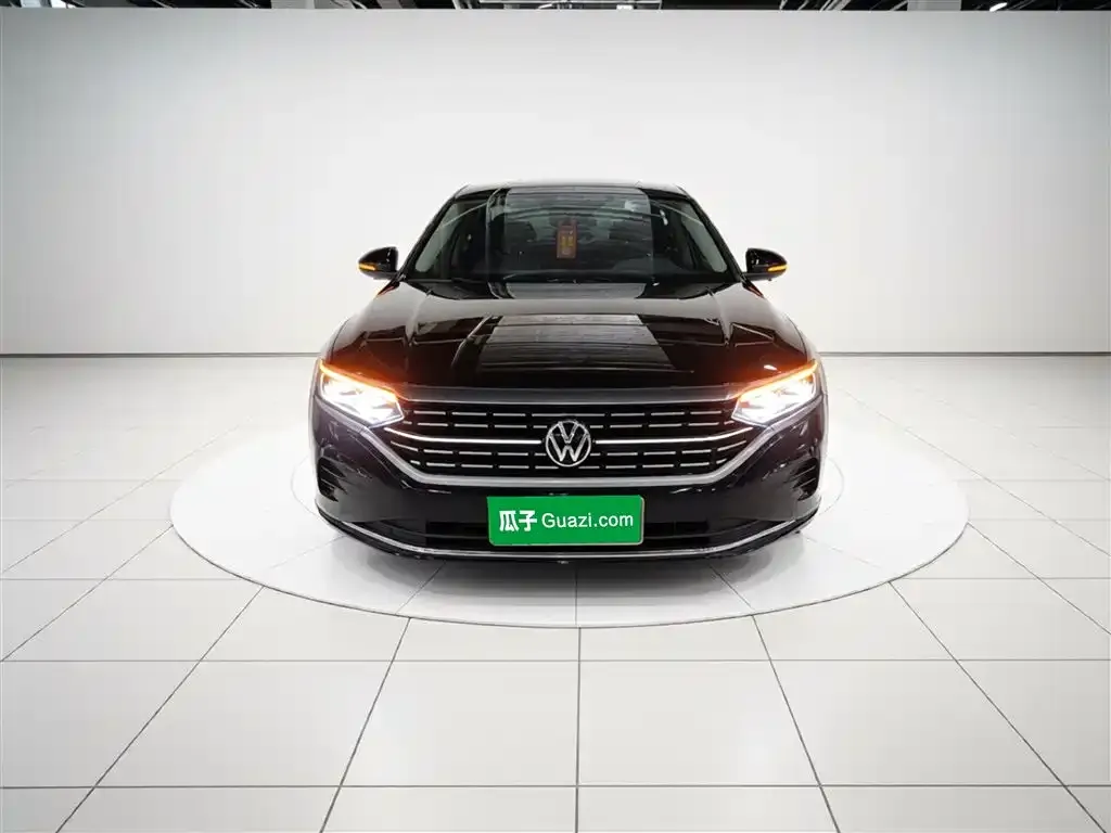 Volkswagen Passat — фото 2
