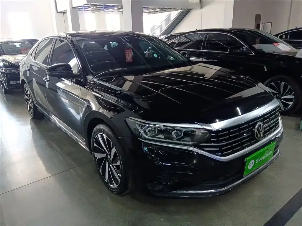 Volkswagen Passat — фото 10