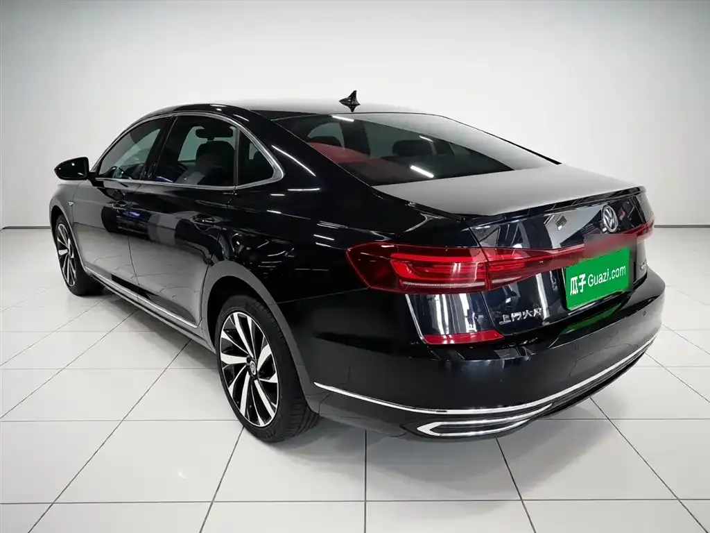 Volkswagen Passat — фото 5
