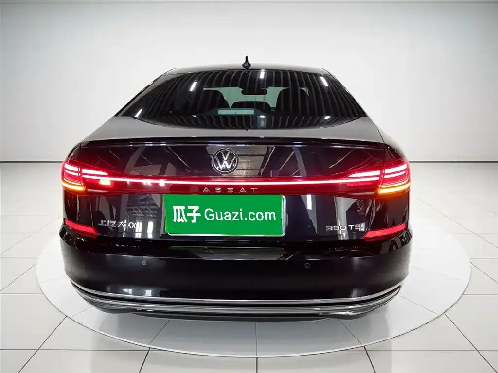 Volkswagen Passat — фото 4