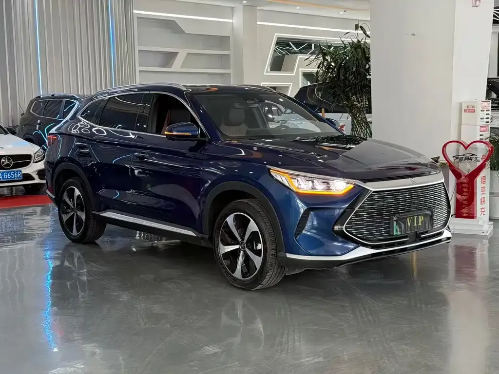 BYD PLUS New Energy — фото 5