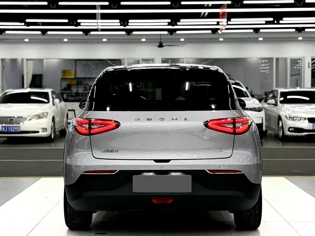 Geely Starburst — фото 7