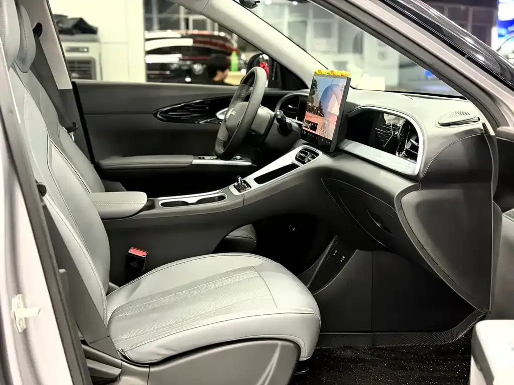 Geely Starburst — фото 6