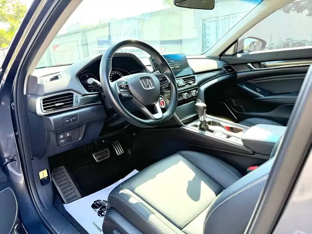 Honda Accord 2022 из CN, фото 4