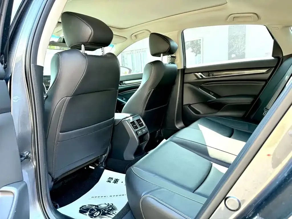 Honda Accord 2022 из CN, фото 8