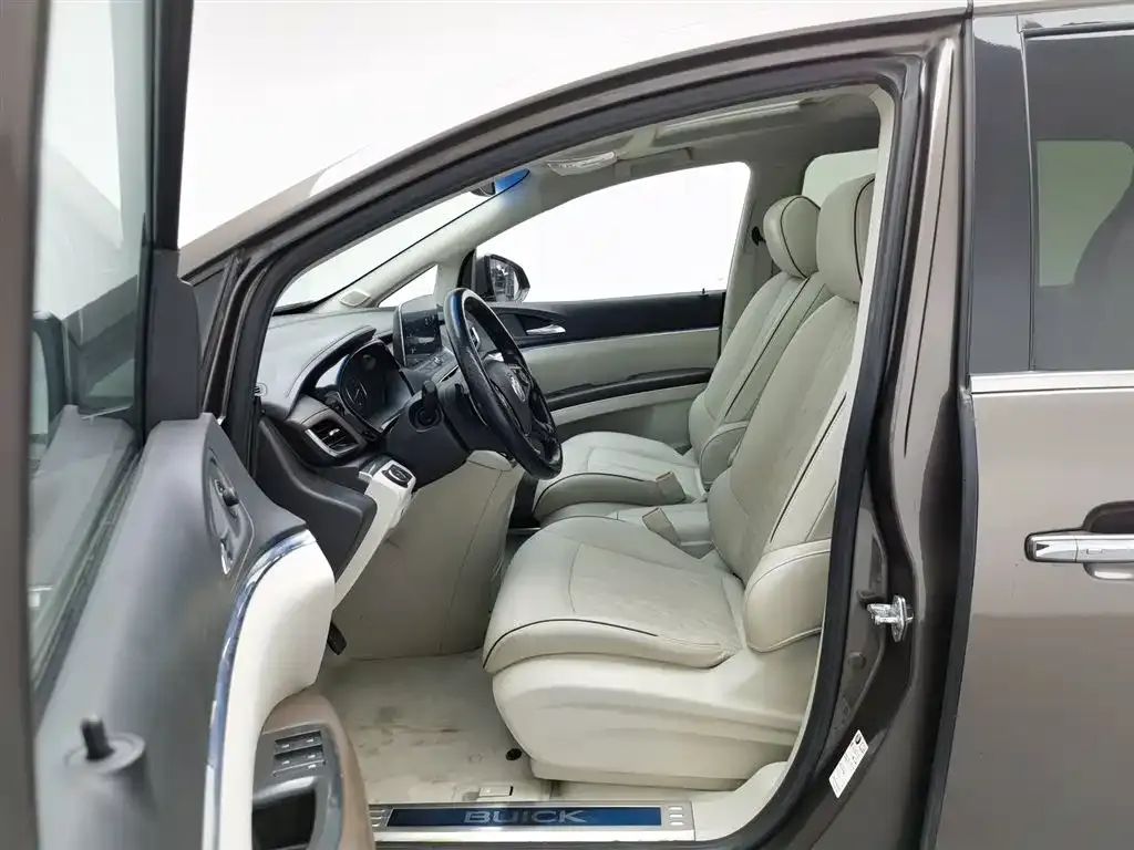 Buick GL8 2022 из CN, фото 7