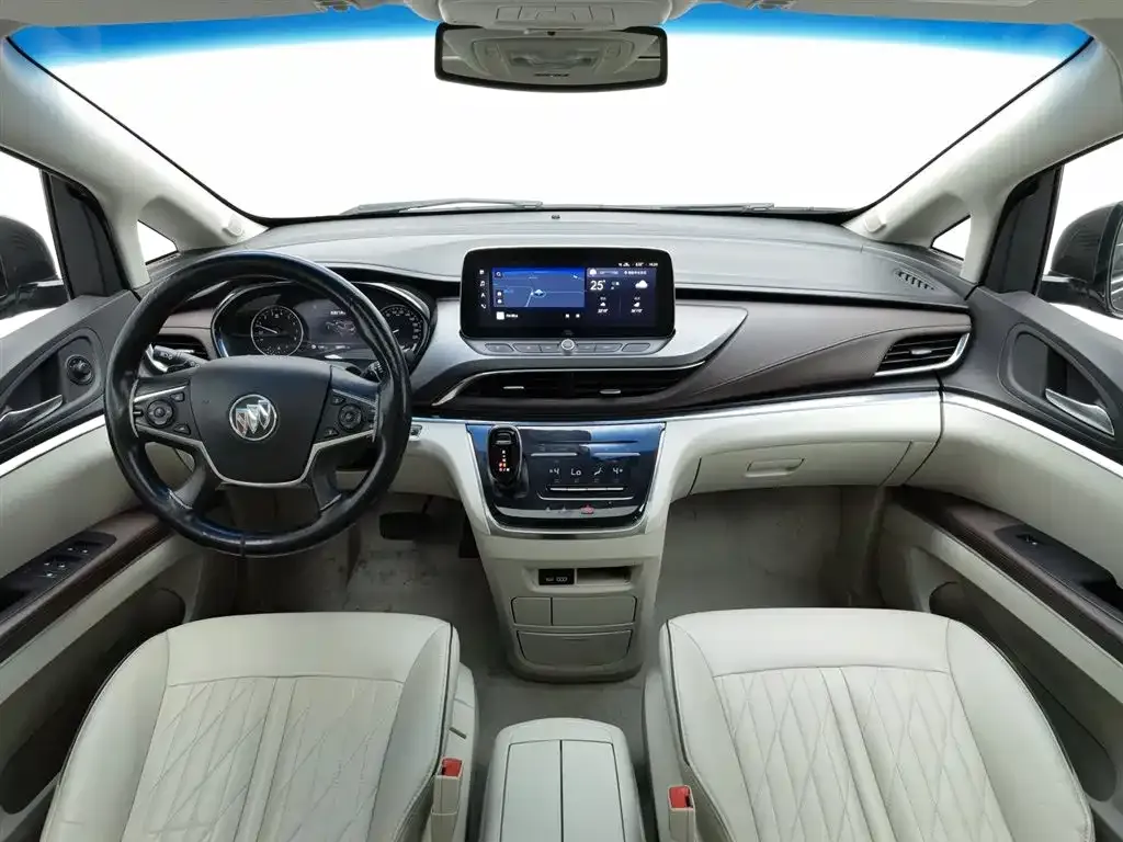 Buick GL8 2022 из CN, фото 10