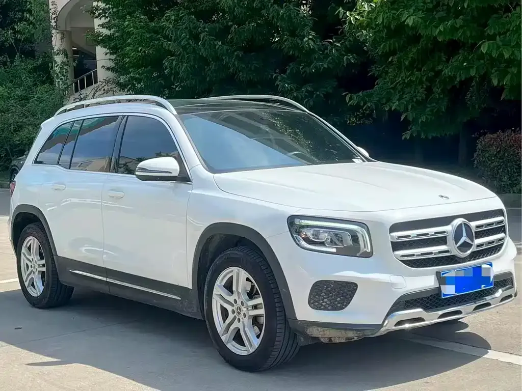 Mercedes-Benz GLB — фото 8
