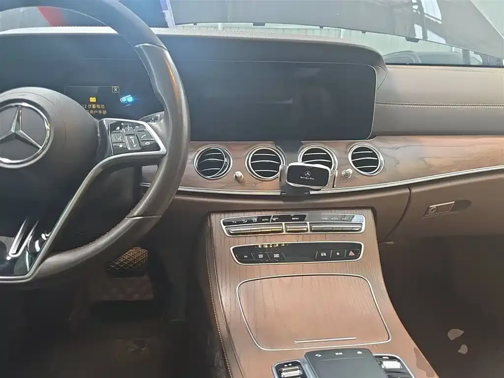 Mercedes-Benz E-Class 2023 из CN, фото 10