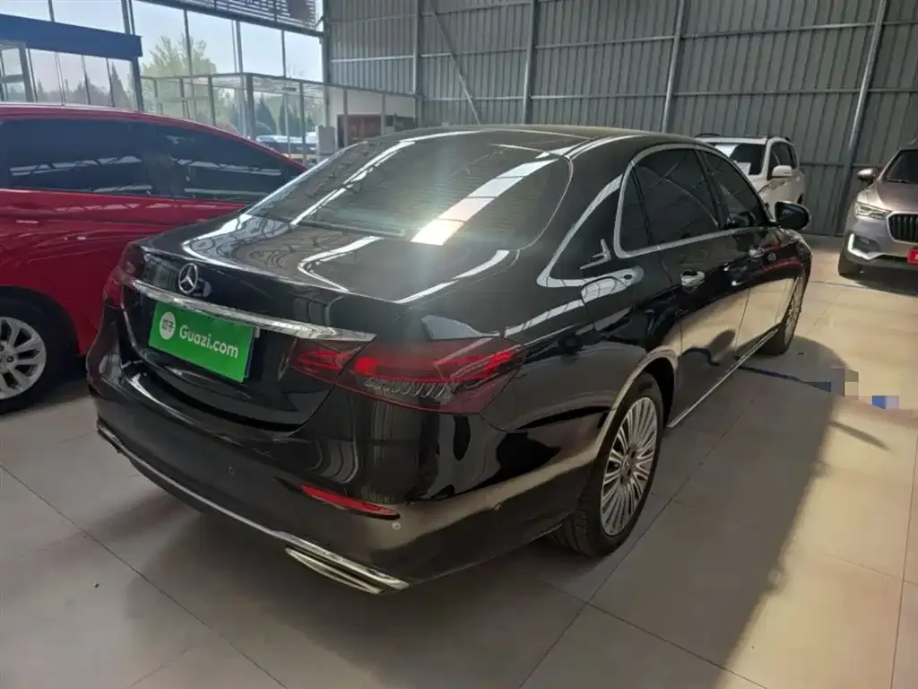 Mercedes-Benz E-Class 2023 из CN, фото 6