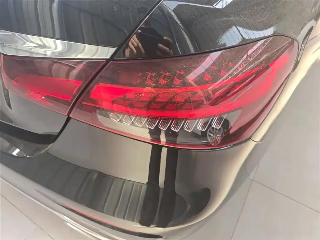 Mercedes-Benz E-Class 2023 из CN, фото 9