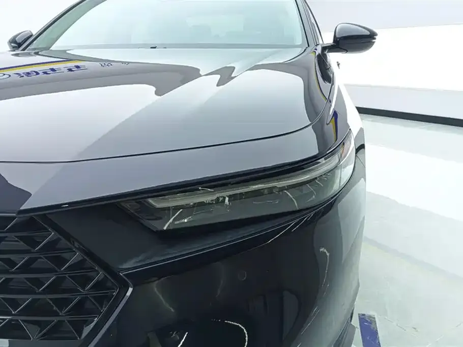 Honda Accord — фото 6