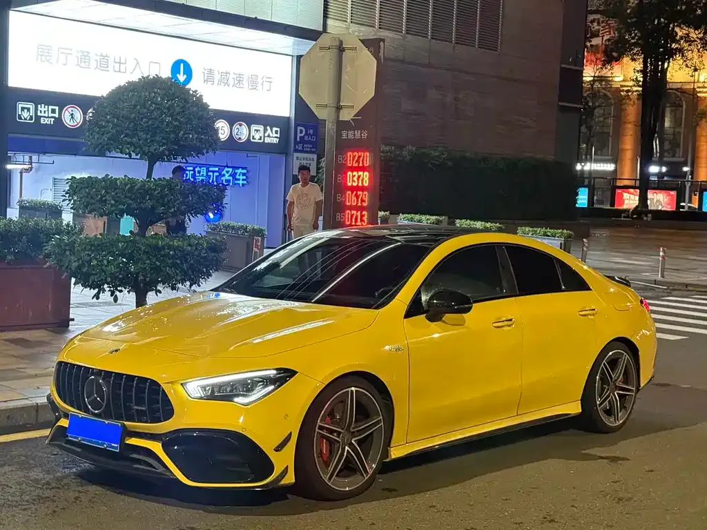 Mercedes-Benz CLA AMG