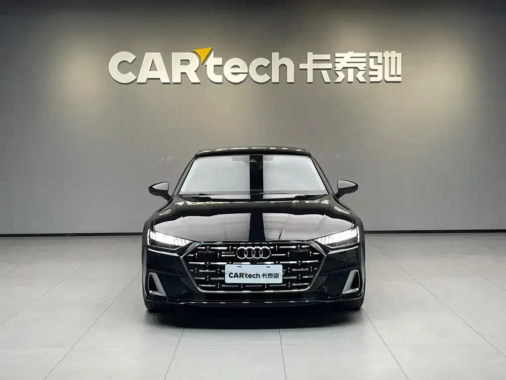 Audi A7L — фото 5