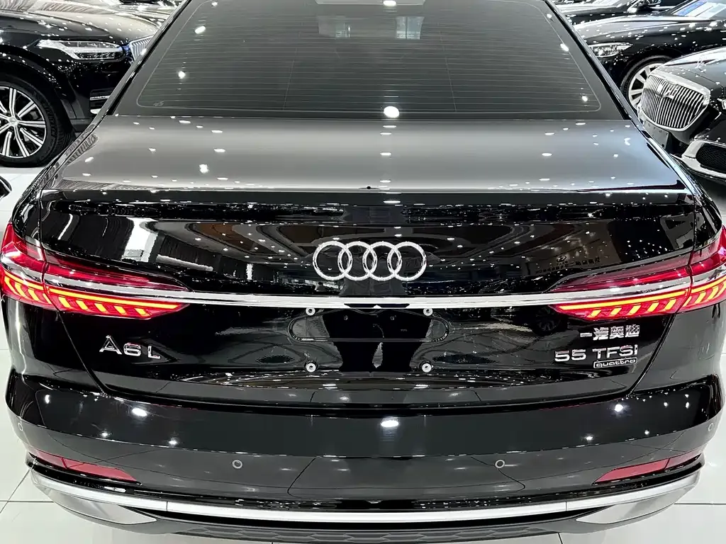 Audi A6L — фото 10