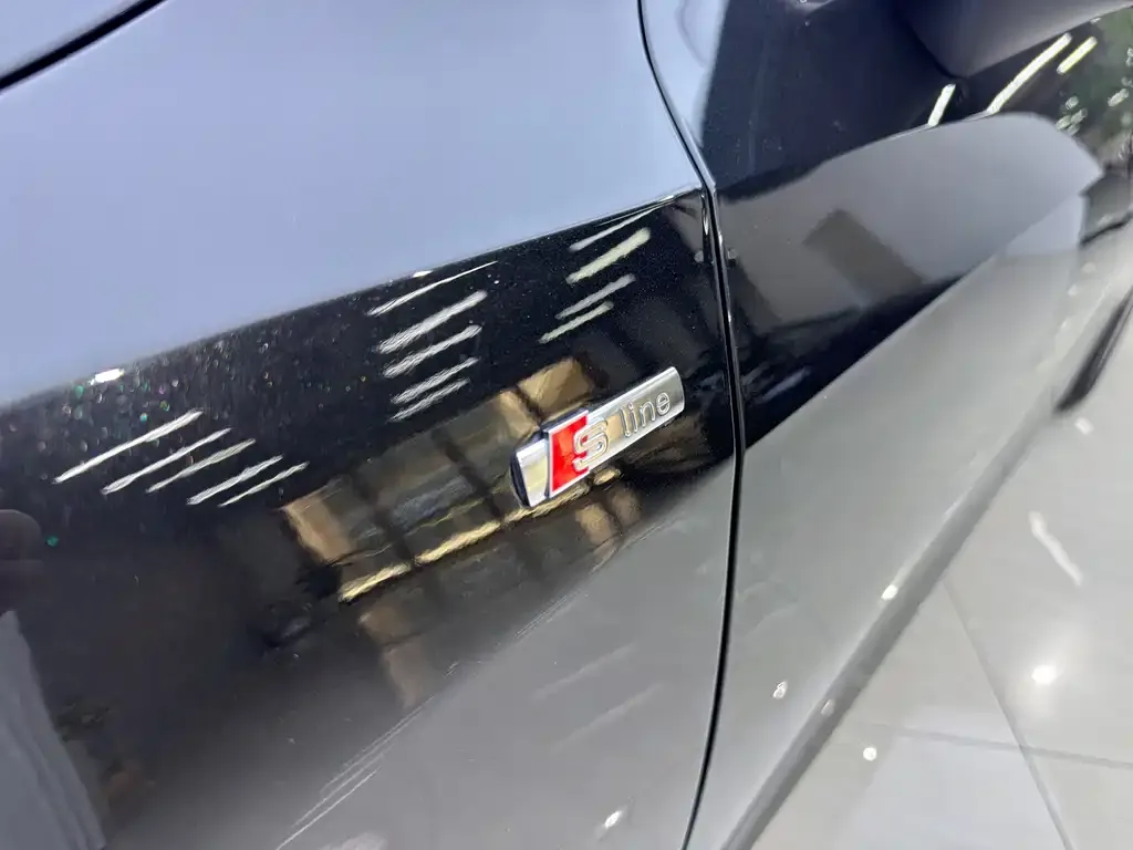 Audi A7 2021 из CN, фото 5