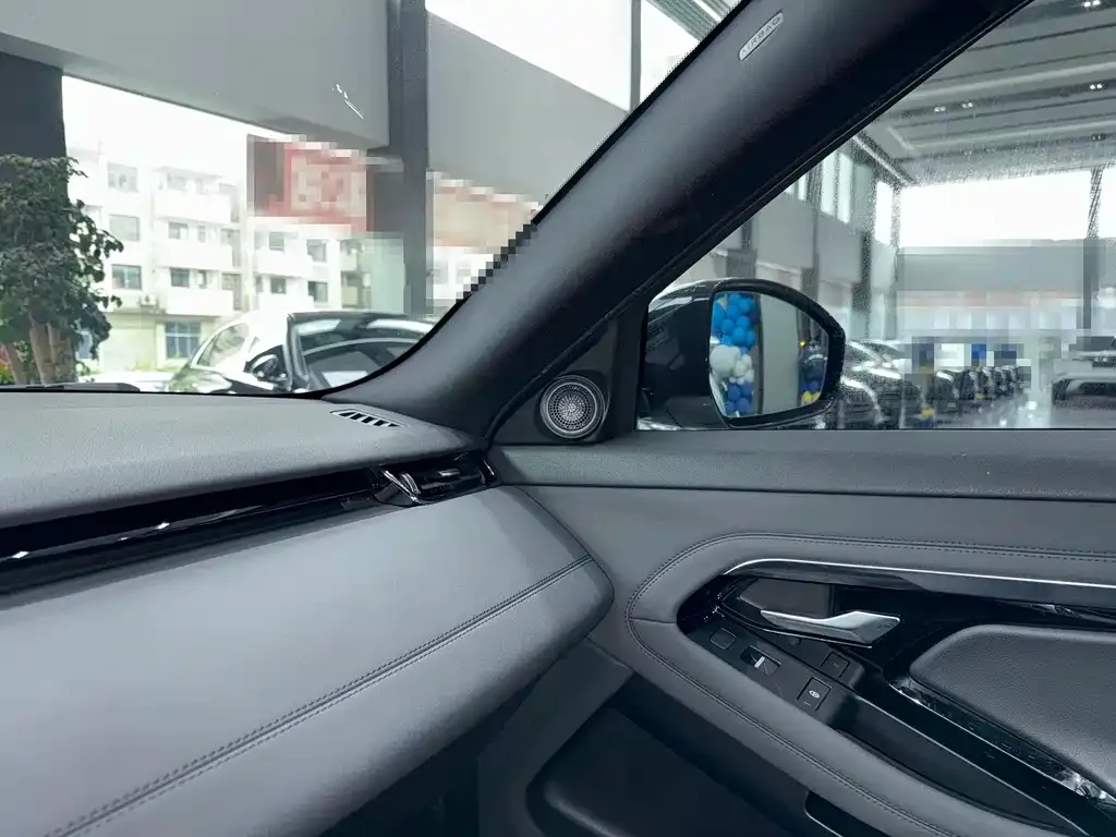 Land Rover Evoque 2021 из CN, фото 8