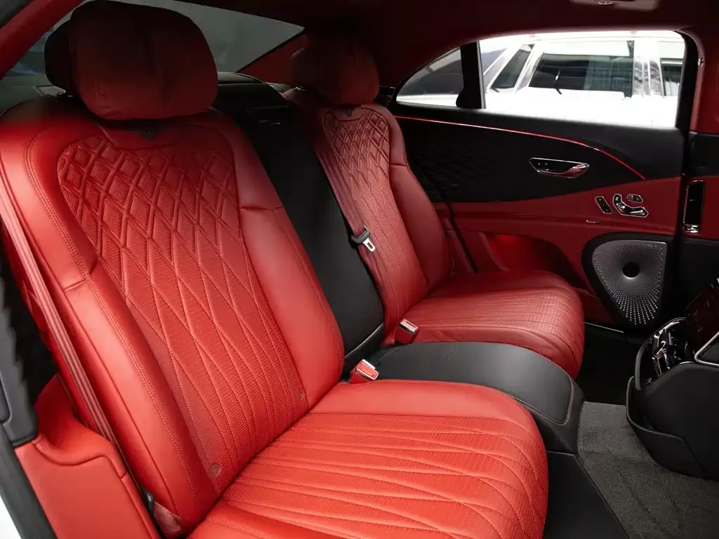 Bentley Flying Spur 2021 из CN, фото 6