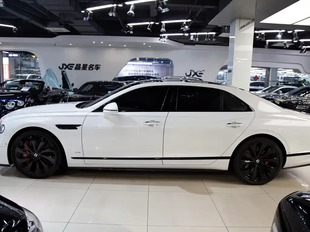 Bentley Flying Spur 2021 из CN, фото 2