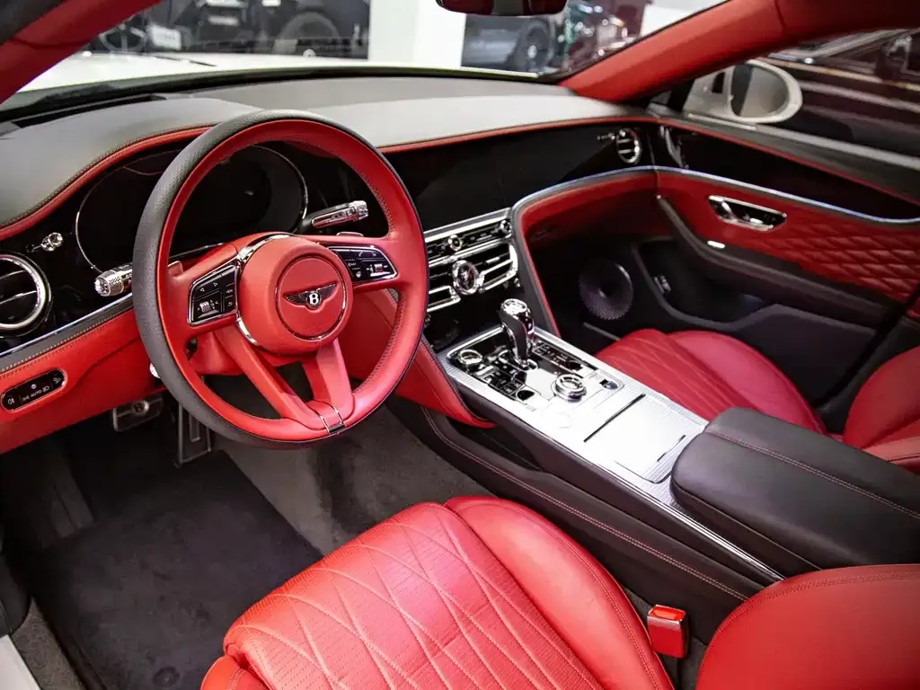 Bentley Flying Spur 2021 из CN, фото 5