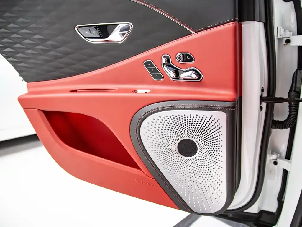 Bentley Flying Spur 2021 из CN, фото 7