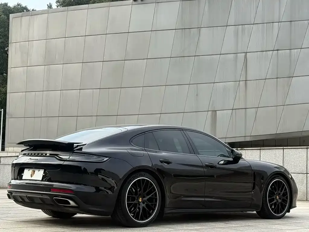 Porsche Panamera — фото 10