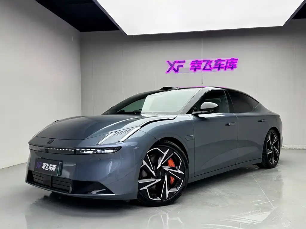 Lynk & Co Z10