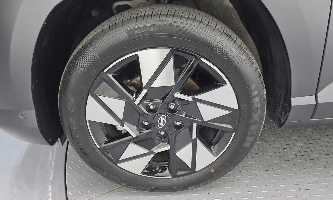 Hyundai Kona 2023 из KR, фото 9
