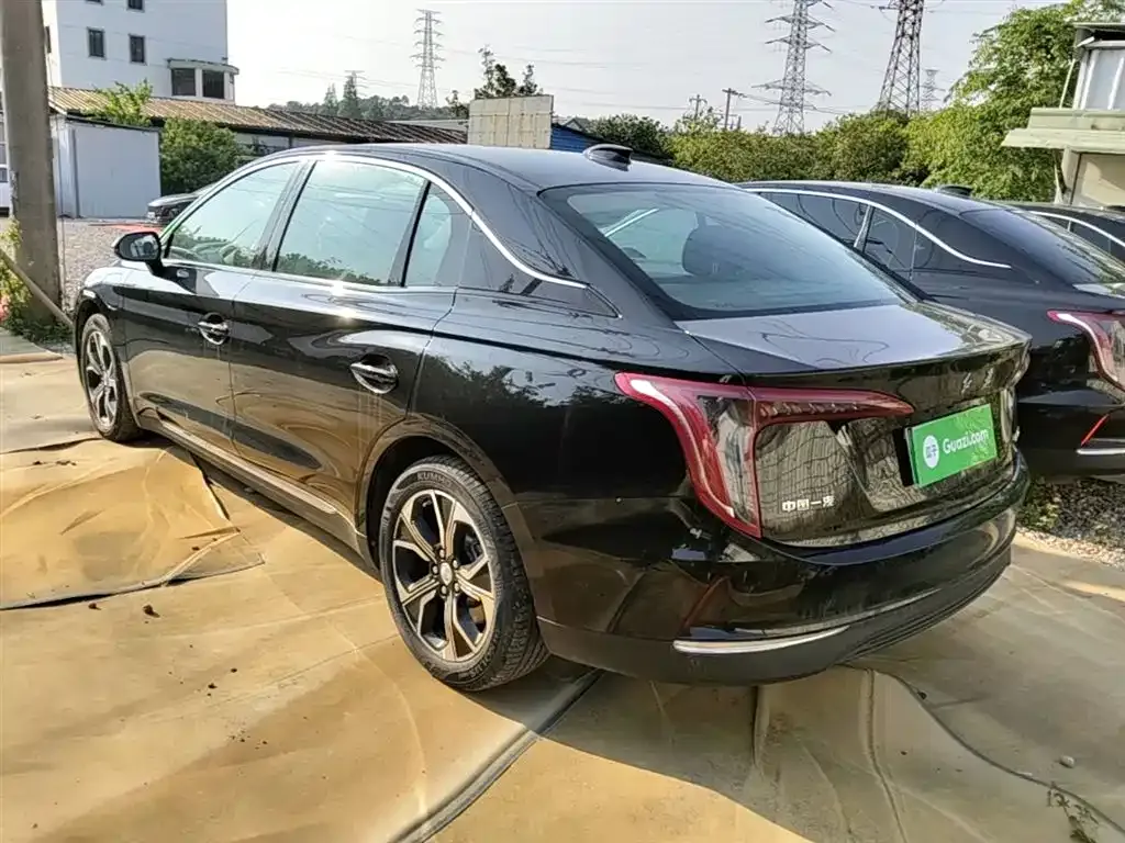 Hongqi E-QM5 — фото 9