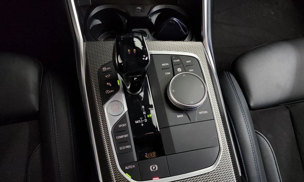 BMW 3-Series 2021 из KR, фото 9