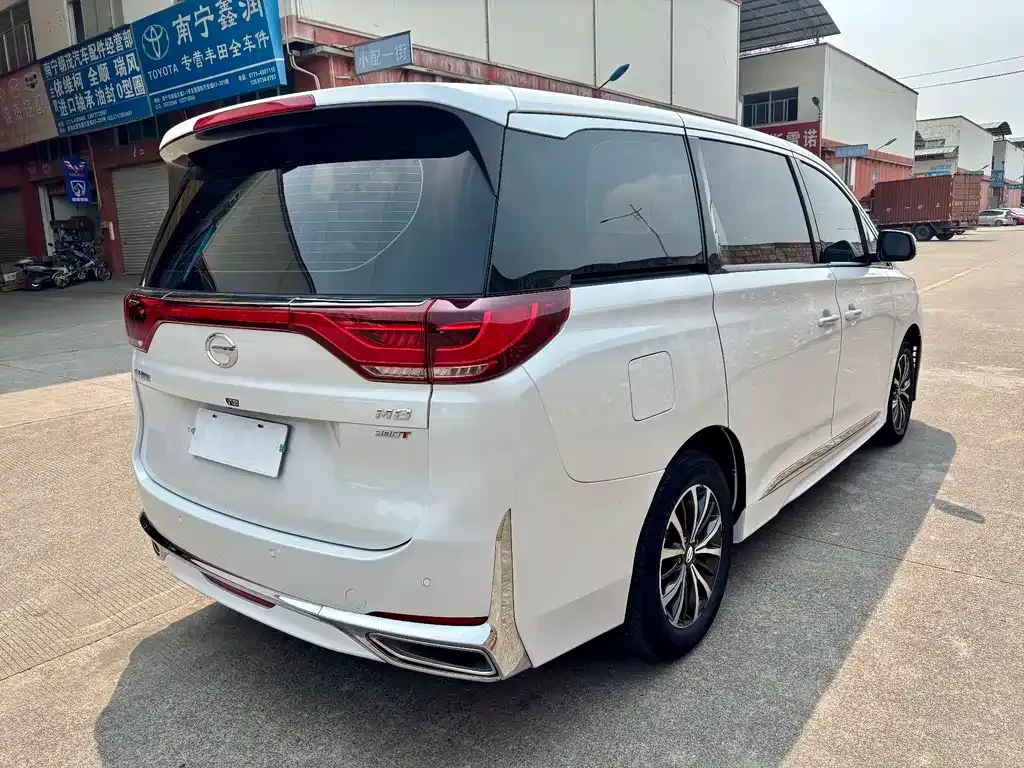 GAC Motor Trumpchi M8 — фото 9