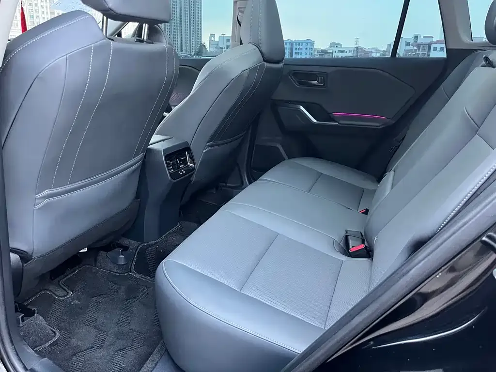 Toyota RAV4 2026 из CN, фото 4