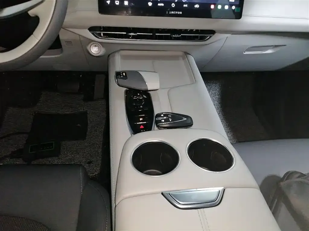 Changan UNI-Z 2024 из CN, фото 4