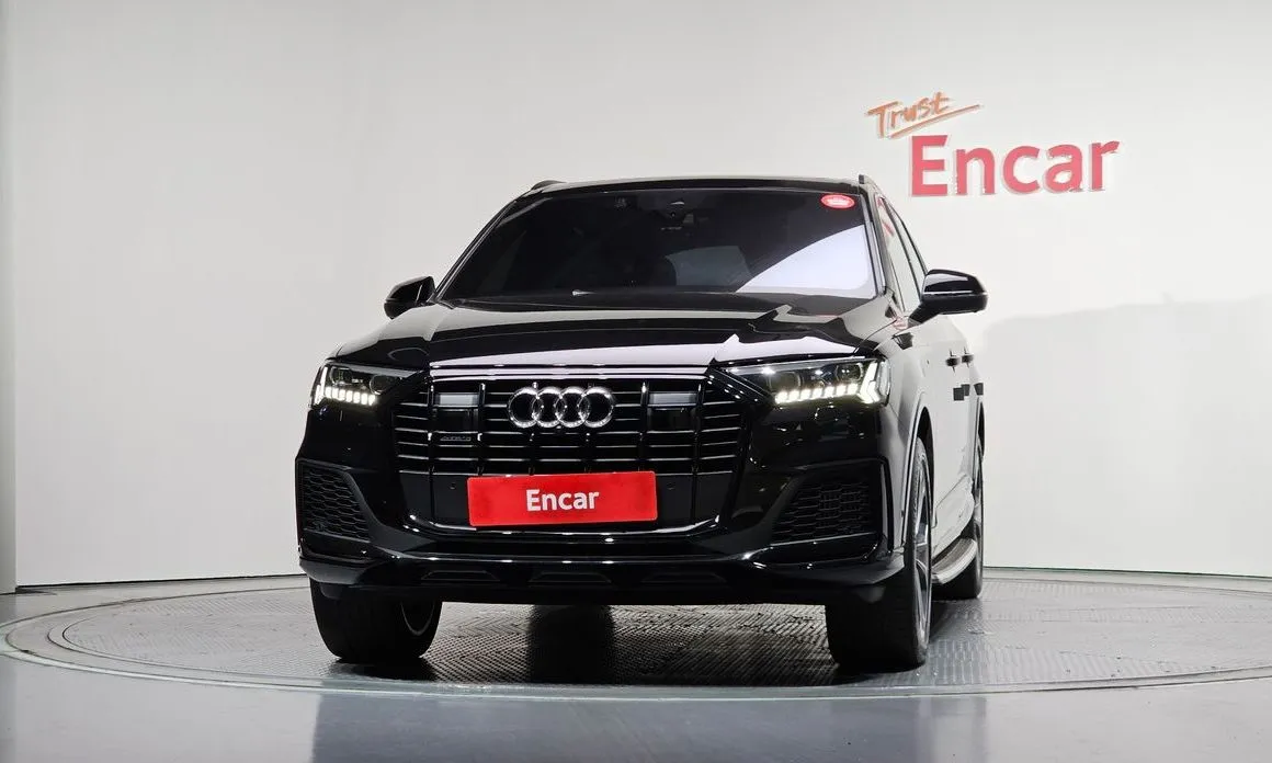 Audi Q7 2023 из KR, фото 3