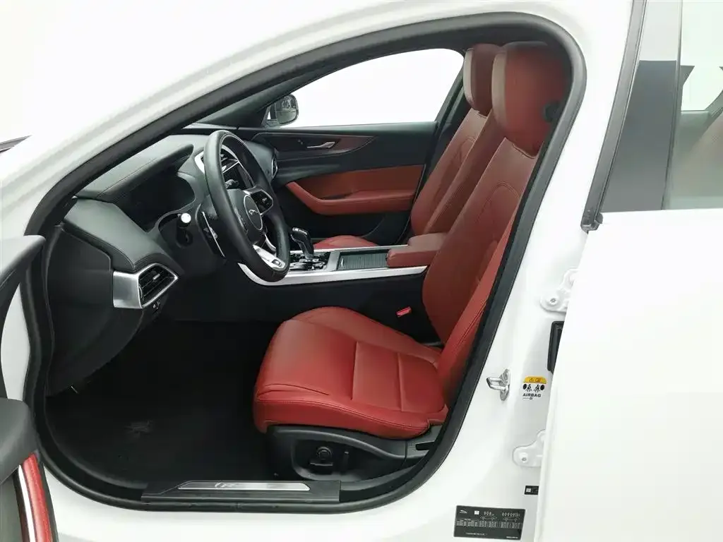 Jaguar XEL 2023 из CN, фото 9