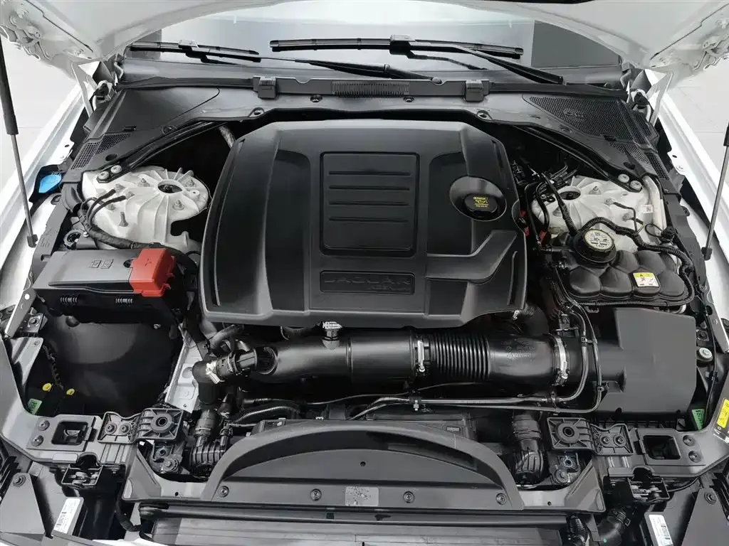 Jaguar XEL 2023 из CN, фото 4