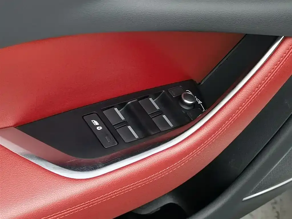 Jaguar XEL 2023 из CN, фото 10