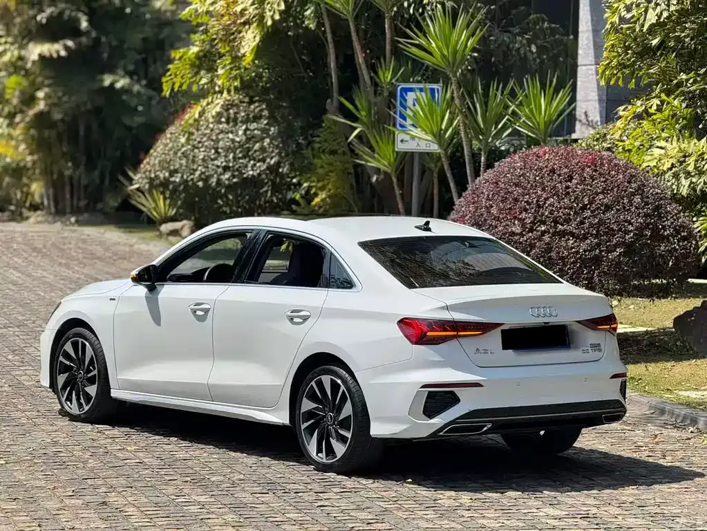 Audi A3 — фото 9