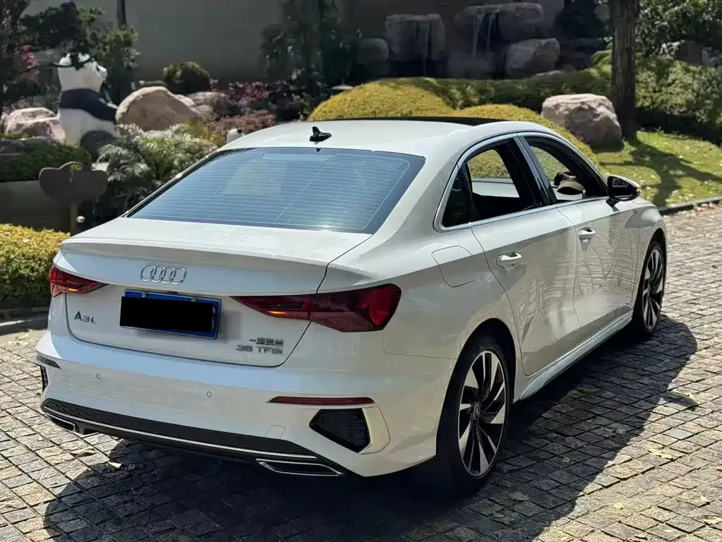 Audi A3 — фото 2