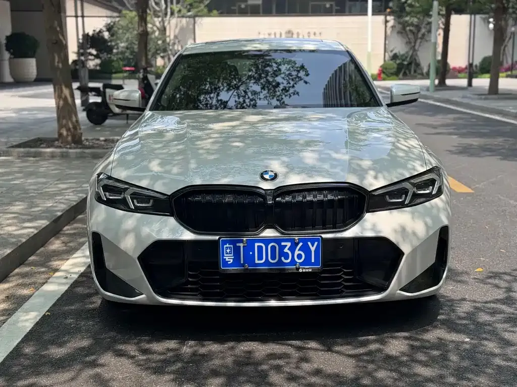 BMW 3 Series — фото 1