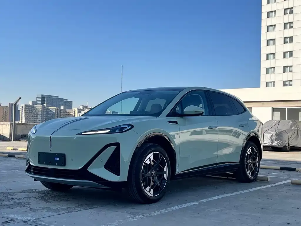Hongqi Tiangong 06