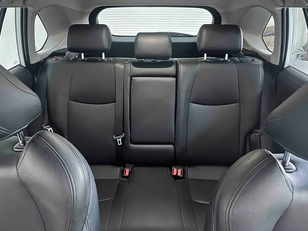 Toyota Wildlander 2024 из CN, фото 9