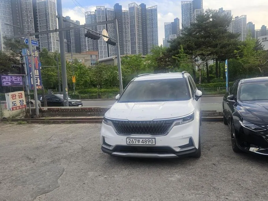 Kia Carnival 2023 из KR, фото 1