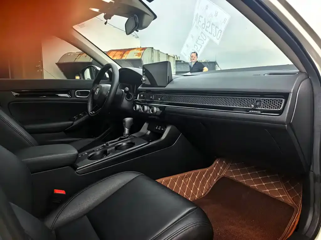 Honda Civic — фото 7